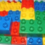 משחקי לגו עולם של משחקים מוחשיים ווירטואליים